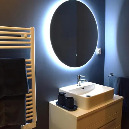 La Batie - Terrasse Avec Vue Imprenable Sur Le Rhone, 3 Chambres, 3 Salles De Bain Lägenhet *